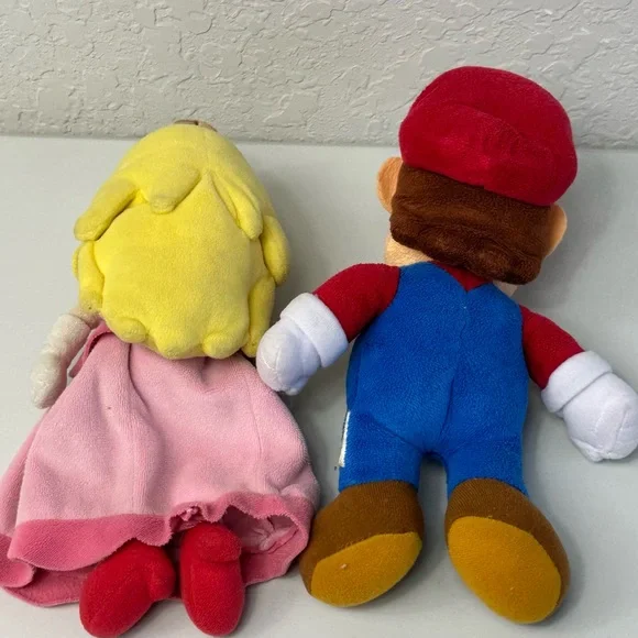 Nintendo Super Mario Bros- Mario & Princess Peach 9” Plush Toy Lot Authentic - Picture 4 of 7